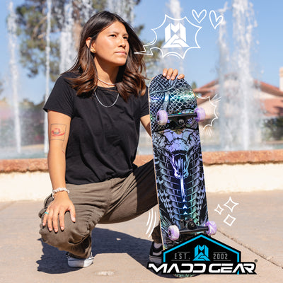 Madd Gear Holographic Snake Grind Popsicle Kicktail Complete Skateboard Boys Girls MGP