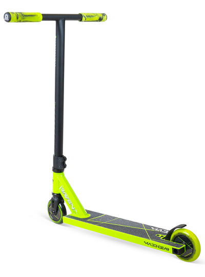 MG1 Raven Pro Scooter - Green Black with sturdy aluminum deck, steel handlebar, and 100mm composite wheels. Ideal for skatepark stunts, supports up to 220 lbs.